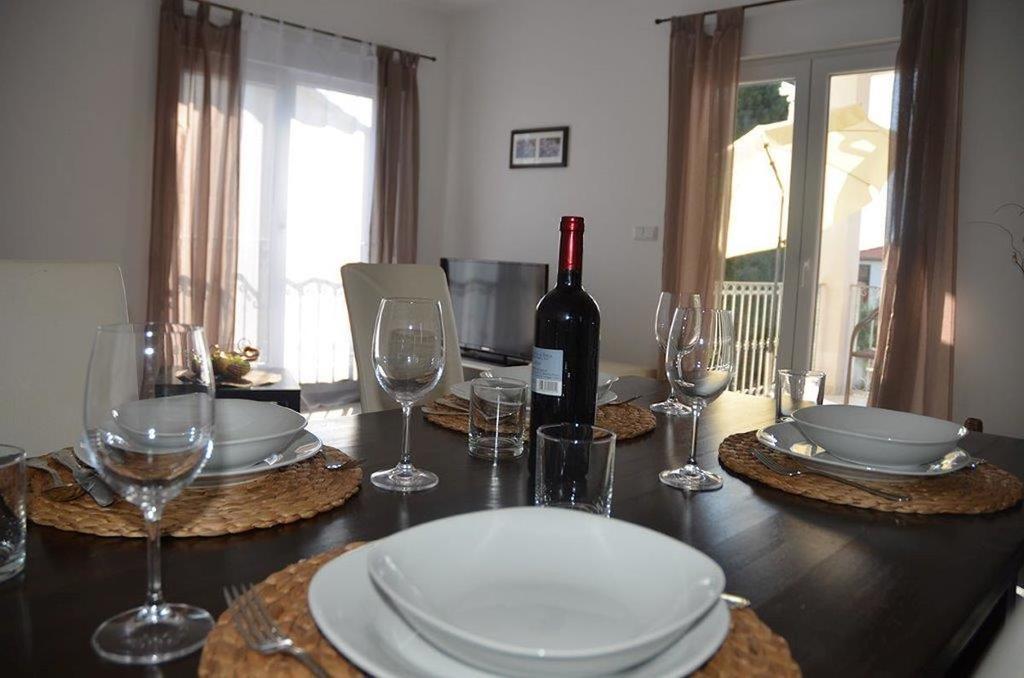 Apartments Villa Marina 沃迪切 客房 照片