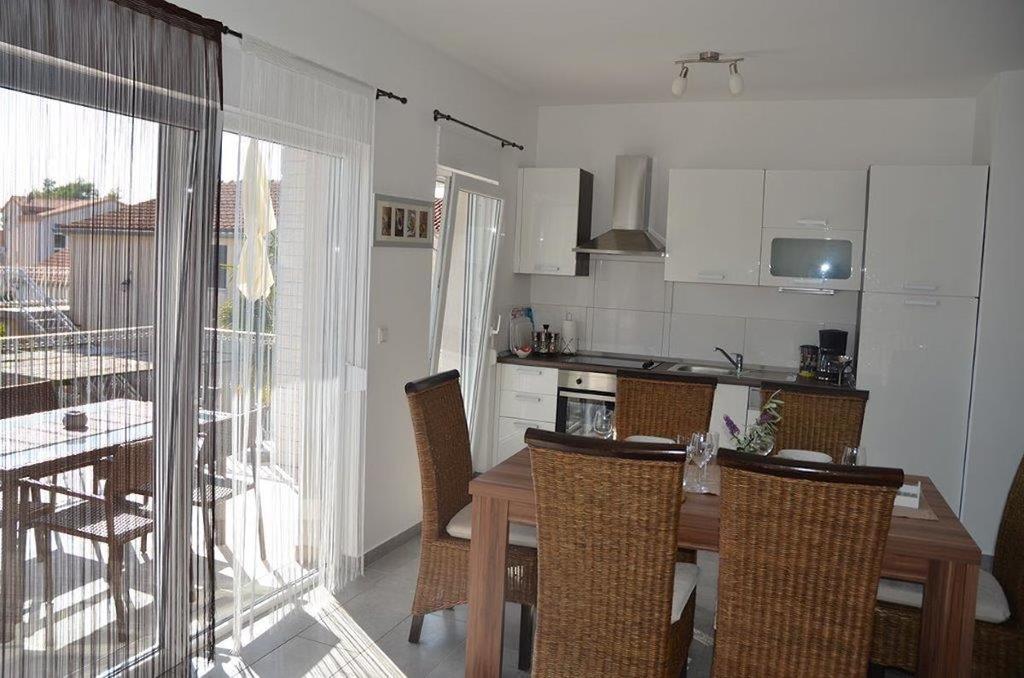 Apartments Villa Marina 沃迪切 客房 照片