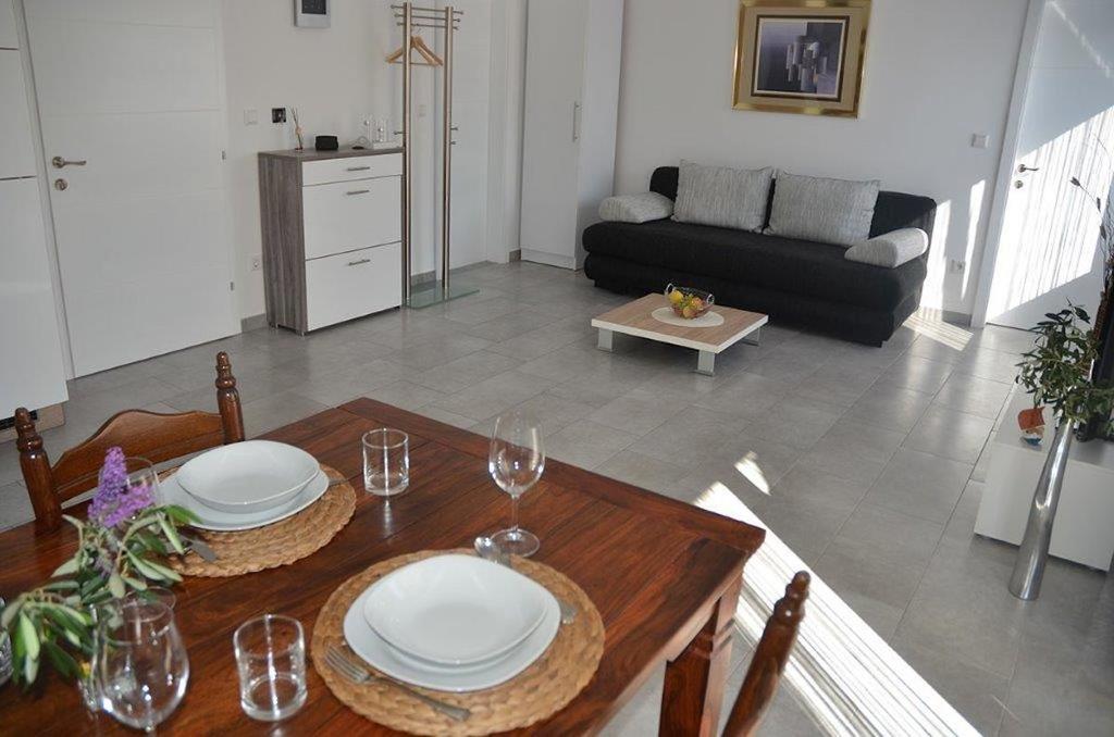 Apartments Villa Marina 沃迪切 客房 照片